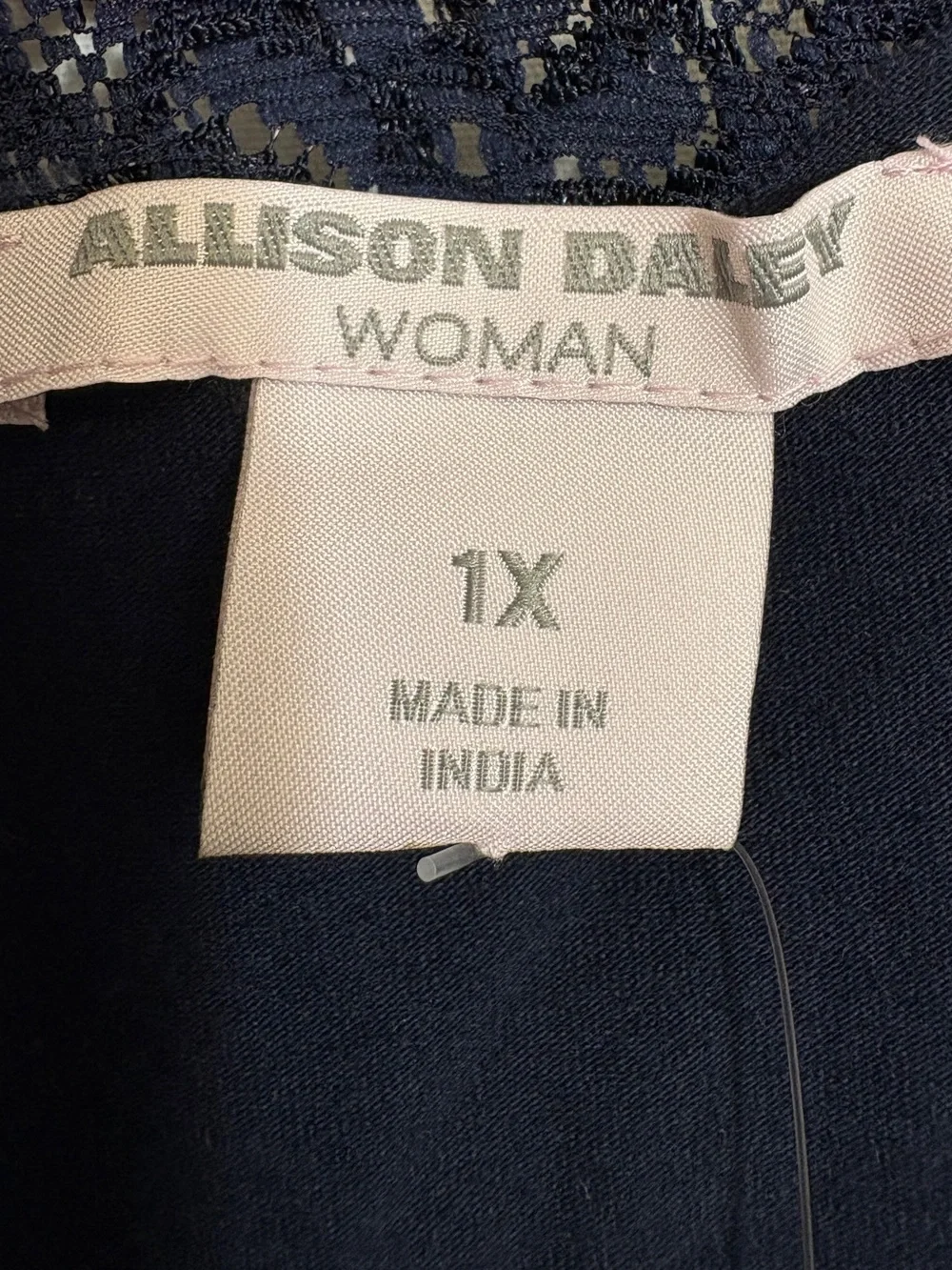Allison Daley Woman NWT Navy Lace Trim Sleeveless Tank Top Plus Size 1X